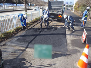 道路舗装復旧工事